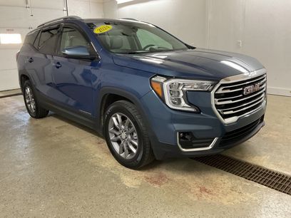 Used 2024 GMC Terrain SLT