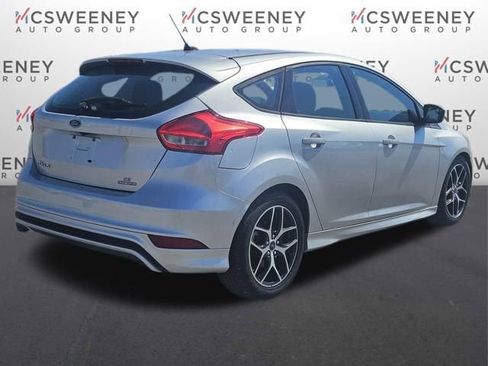 Used 2015 Ford Focus SE w/ SE Sport Package image 5