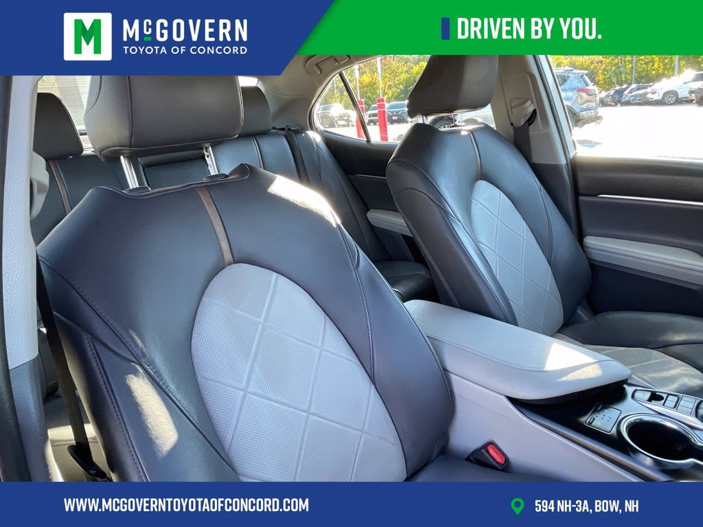 Used 2019 Toyota Camry XLE FWD image 36