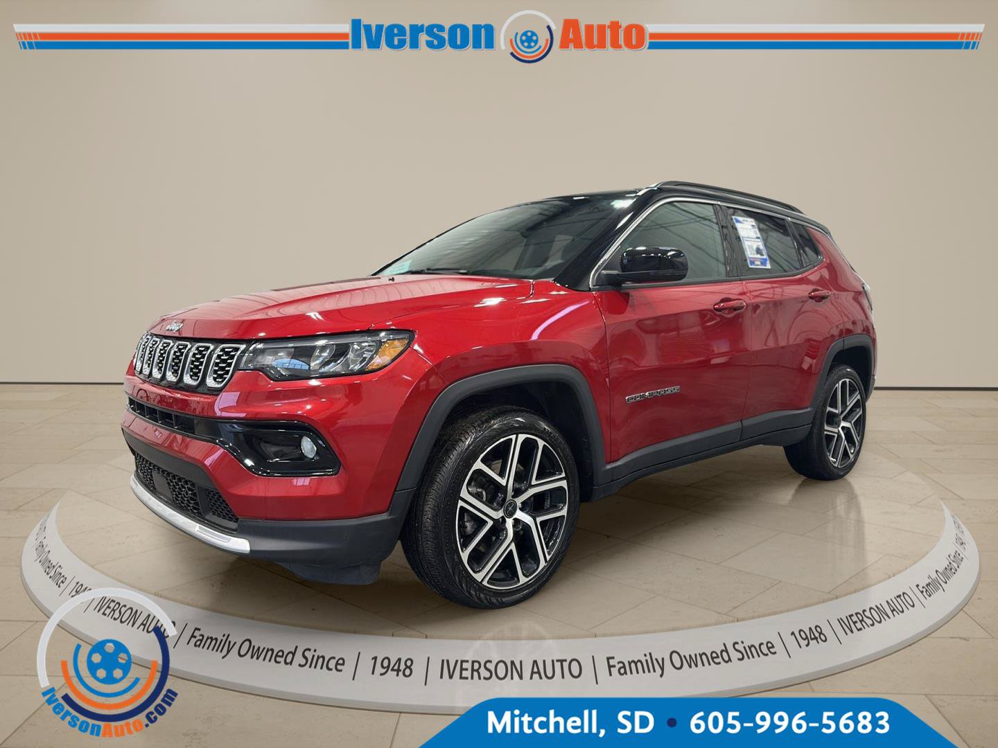 Used 2025 Jeep Compass Limited AWD/4WD image 3