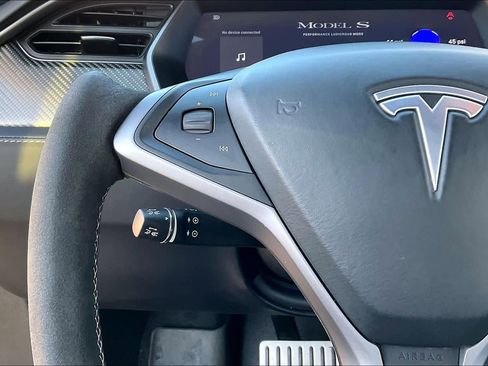Used 2019 Tesla Model S Performance image 19
