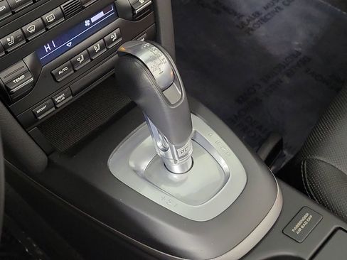 Used 2009 Porsche 911 Carrera image 21