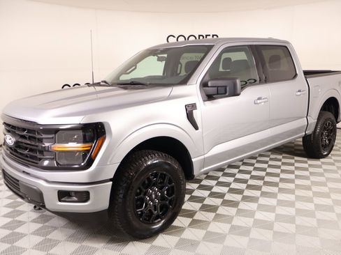 Used 2025 Ford F150 XLT w/ Equipment Group 301A Standard image 10