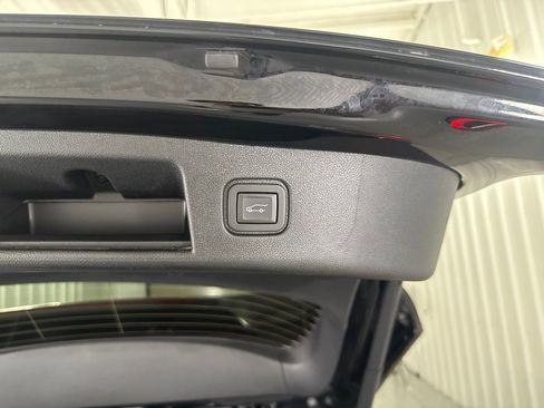 Used 2024 Chevrolet Blazer EV RS AWD/4WD image 29