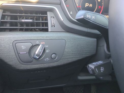 Used 2018 Audi A5 2.0T Premium Plus w/ Premium Plus image 17