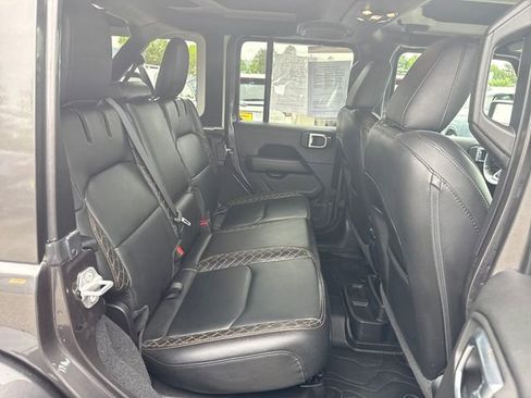 Used 2021 Jeep Wrangler Unlimited Sahara AWD/4WD image 19