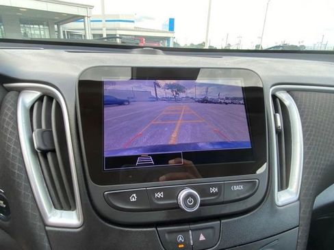 Used 2024 Chevrolet Malibu LS FWD image 26
