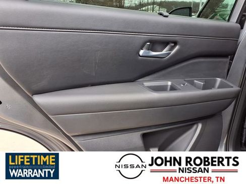 New 2026 Nissan Pathfinder SL image 11