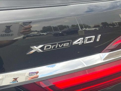 Used 2020 BMW X7 xDrive40i w/ Premium Package image 11