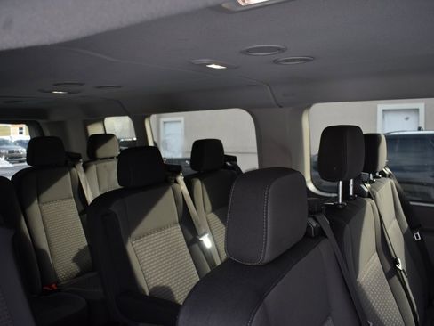 Used 2023 Ford Transit 350 XLT image 37