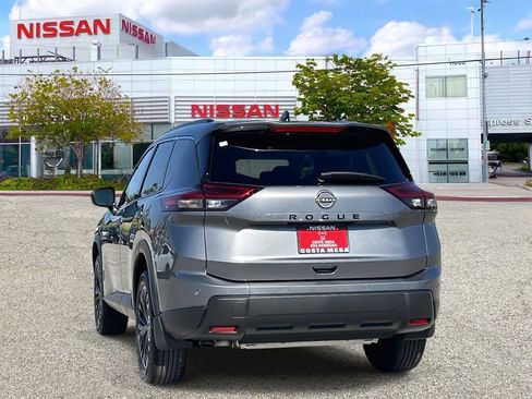 New 2026 Nissan Rogue Dark Armor image 3