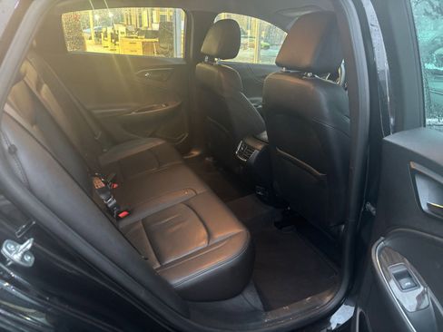 Used 2024 Chevrolet Malibu LT image 38