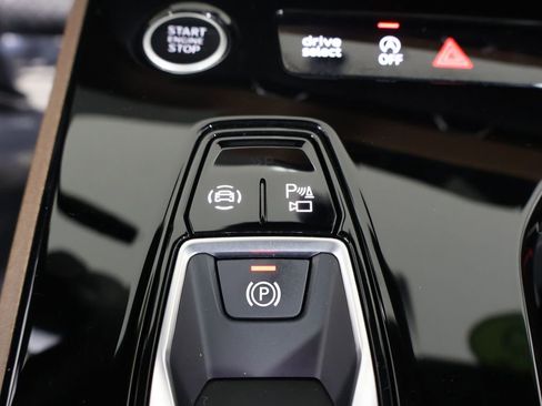 Used 2025 Audi A5 2.0T Premium Plus w/ Premium Plus image 5