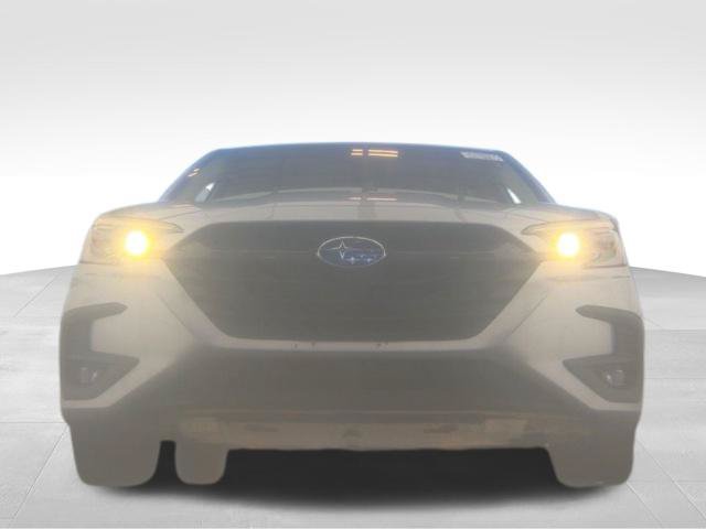 Used 2025 Subaru Legacy Premium AWD/4WD image 2