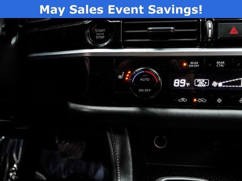 Used 2025 Nissan Pathfinder SV AWD/4WD image 25