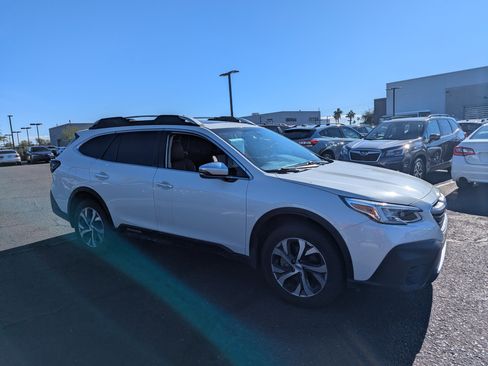 Used 2020 Subaru Outback Touring XT image 7