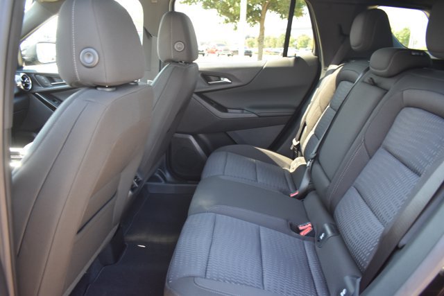 New 2027 Chevrolet Equinox LT FWD image 14