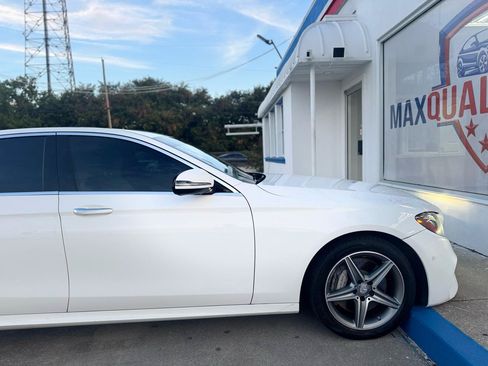 Used 2017 Mercedes-Benz E 300 w/ Premium 1 Package image 38