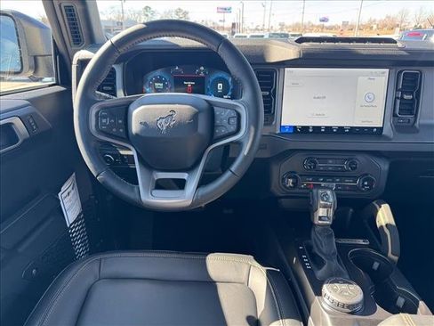New 2025 Ford Bronco Badlands w/ Sasquatch Package image 12