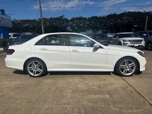 Used 2014 Mercedes-Benz E 350 E 350 w/ Premium 1 Package image 4