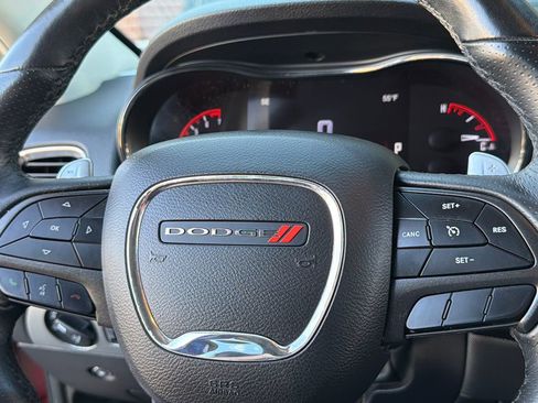Used 2018 Dodge Durango GT image 28