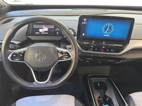 Certified 2023 Volkswagen ID.4 Pro RWD image 17