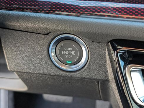 New 2026 Chevrolet Traverse Z71 w/ Driver Confidence Package image 26