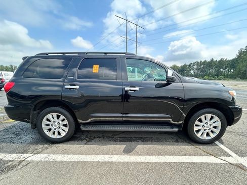 Used 2011 Toyota Sequoia Platinum AWD/4WD image 5