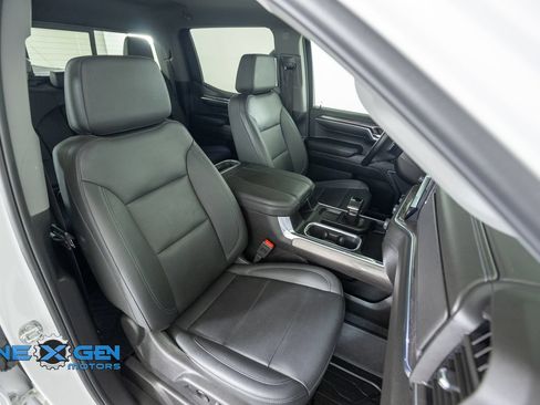 Used 2024 Chevrolet Silverado 1500 LTZ w/ LTZ Convenience Package II AWD/4WD image 45
