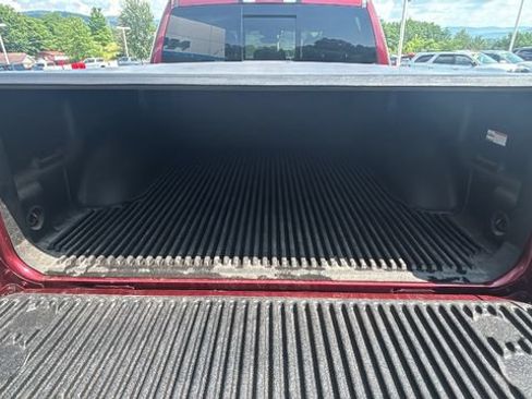 Used 2024 RAM 1500 Big Horn AWD/4WD image 23