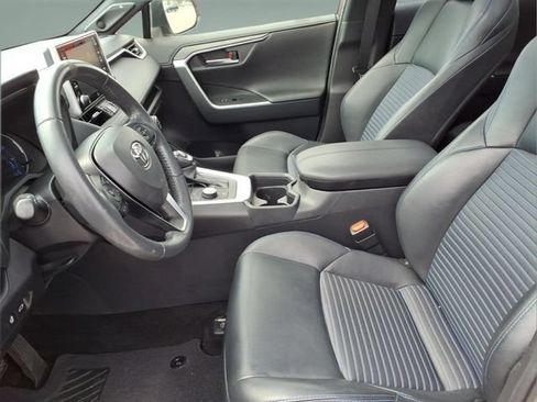 Used 2020 Toyota RAV4 XSE AWD/4WD image 14