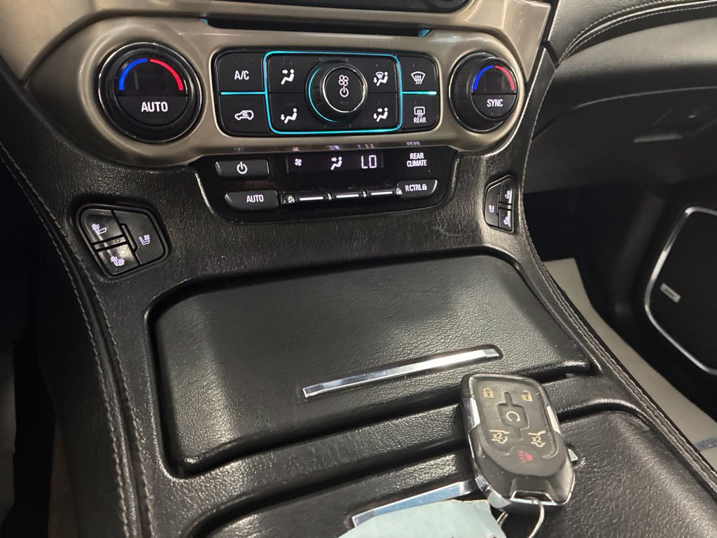 Used 2018 GMC Yukon Denali w/ Open Road Package AWD/4WD image 45
