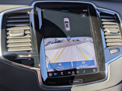 Used 2023 Volvo XC90 T8 Ultimate w/ Protection Package Premier image 18