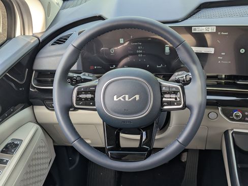 New 2026 Kia Carnival SX Prestige image 16