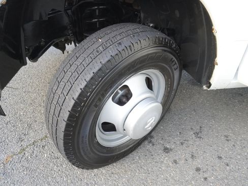 Used 2011 RAM 3500 ST image 17