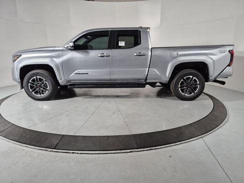 New 2026 Toyota Tacoma SR5 image 2