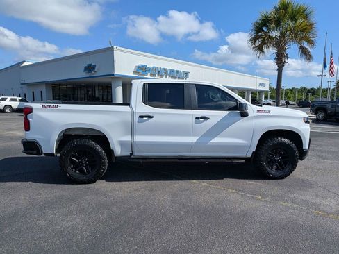 Used 2021 Chevrolet Silverado 1500 LT Trail Boss w/ Convenience Package II AWD/4WD image 5