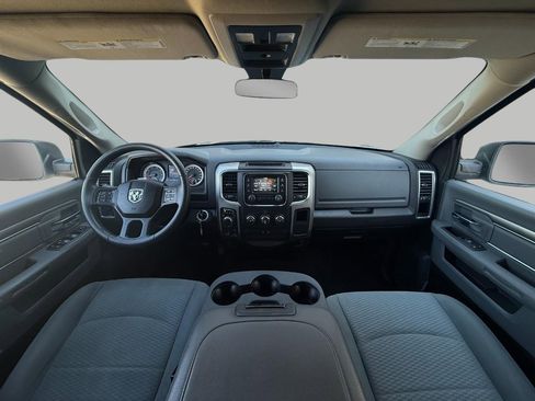Used 2019 RAM 1500 Classic SLT image 5