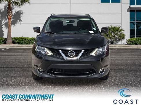 Used 2018 Nissan Rogue Sport SV w/ SV Technology Package image 3