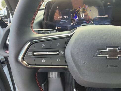 New 2027 Chevrolet Traverse RS w/ LPO, Floor Liner Package FWD image 25