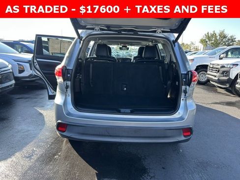 Used 2018 Toyota Highlander XLE image 17