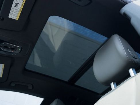 Used 2019 Audi Q8 Premium Plus w/ Premium Plus image 30