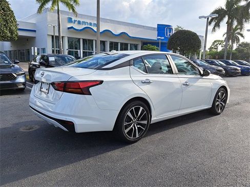 Used 2025 Nissan Altima 2.5 SV image 5