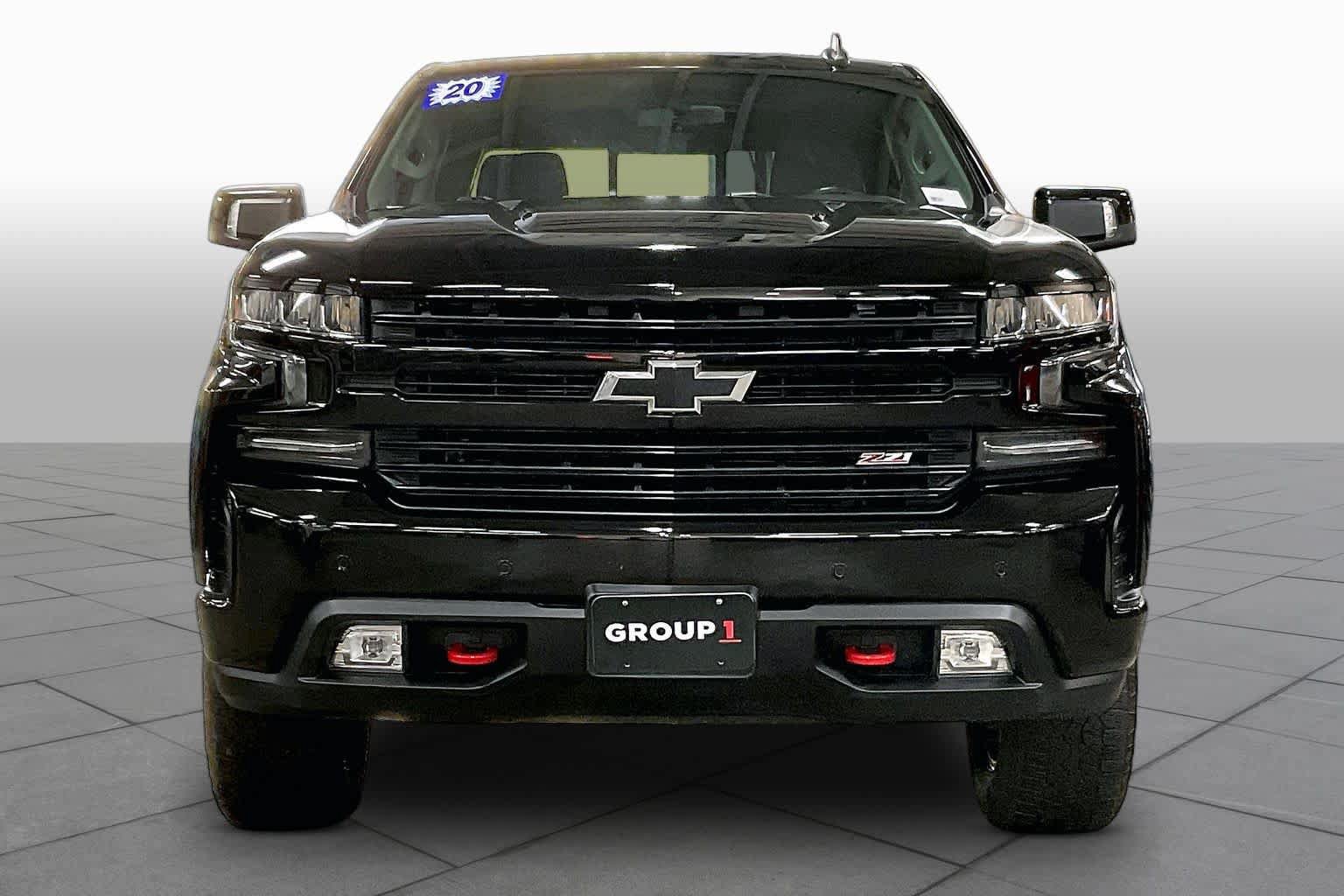 Used 2020 Chevrolet Silverado 1500 LT Trail Boss w/ Midnight Edition AWD/4WD image 4
