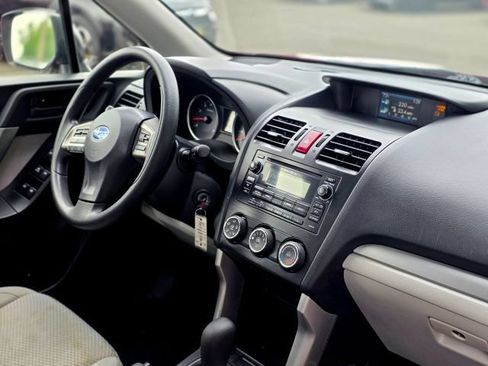 Used 2015 Subaru Forester 2.5i Premium w/ Popular Package #2 AWD/4WD image 25