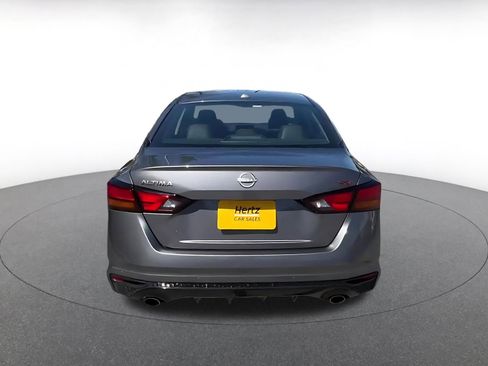 Used 2025 Nissan Altima 2.5 SR image 13