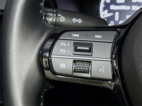 Used 2025 Honda CR-V EX-L image 27