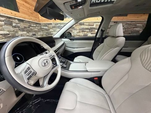 Used 2023 Hyundai Palisade Calligraphy w/ Cargo Package AWD/4WD image 13