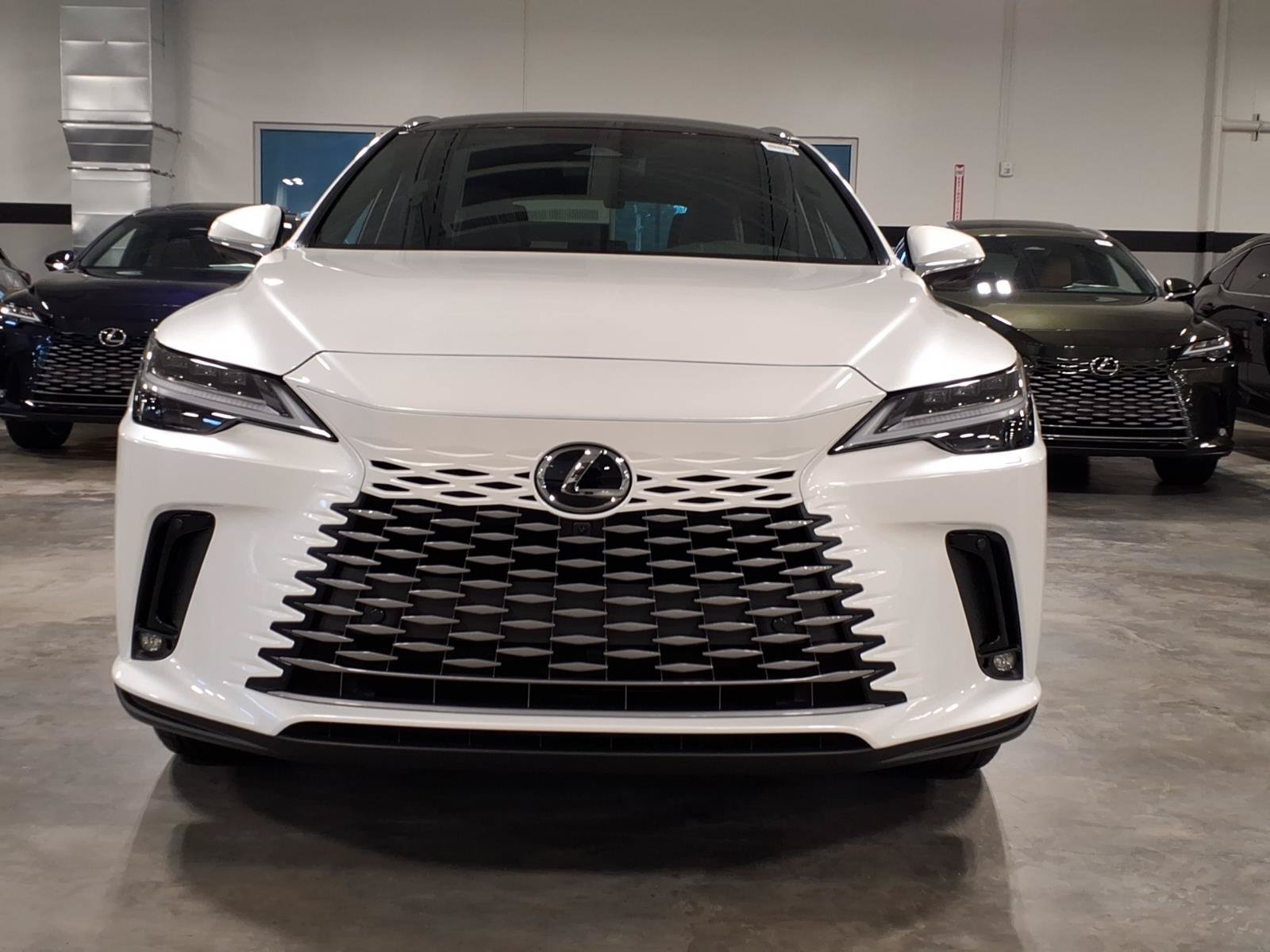 New 2026 Lexus RX 350 w/ Convenience Package AWD/4WD image 2