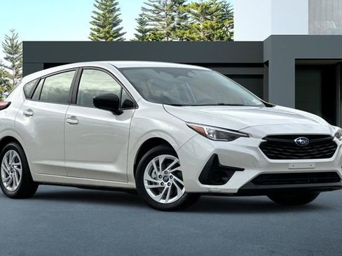 New 2025 Subaru Impreza 2.0i image 2